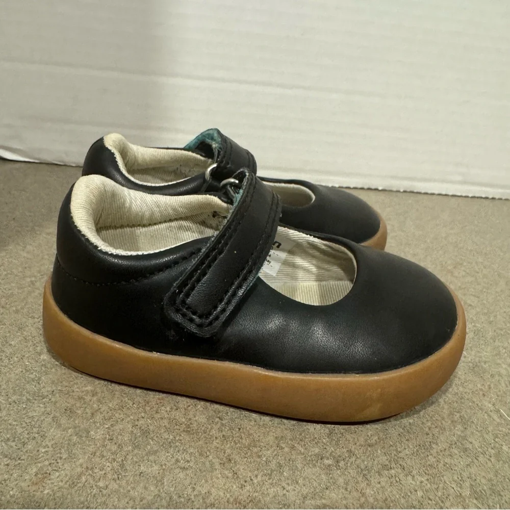 Ten Little Toddler Vegan Leather Mary Jane Shoes Size 4